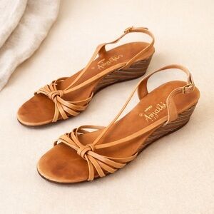 Amalfi by Rangoni Italian Leather Strappy Wedge Sandals Tan Size 8.5N
